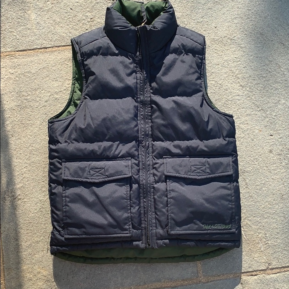 📍sold📍Boys Reversible Gap Vest. Perfect